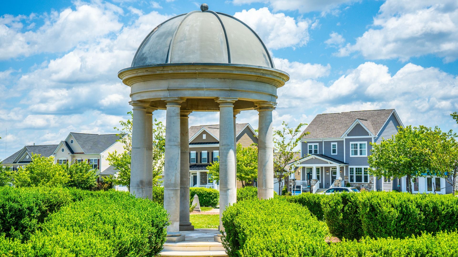 Experience a vibrant outdoor community space, perfect for gatherings and relaxation.