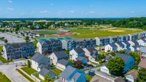 Huntfield Townhomes por DRB Homes en Washington West Virginia