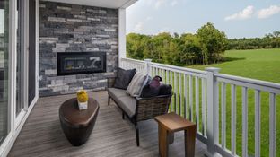 Graham - Tuscarora Creek East Townhomes: Frederick, District Of Columbia - DRB Homes