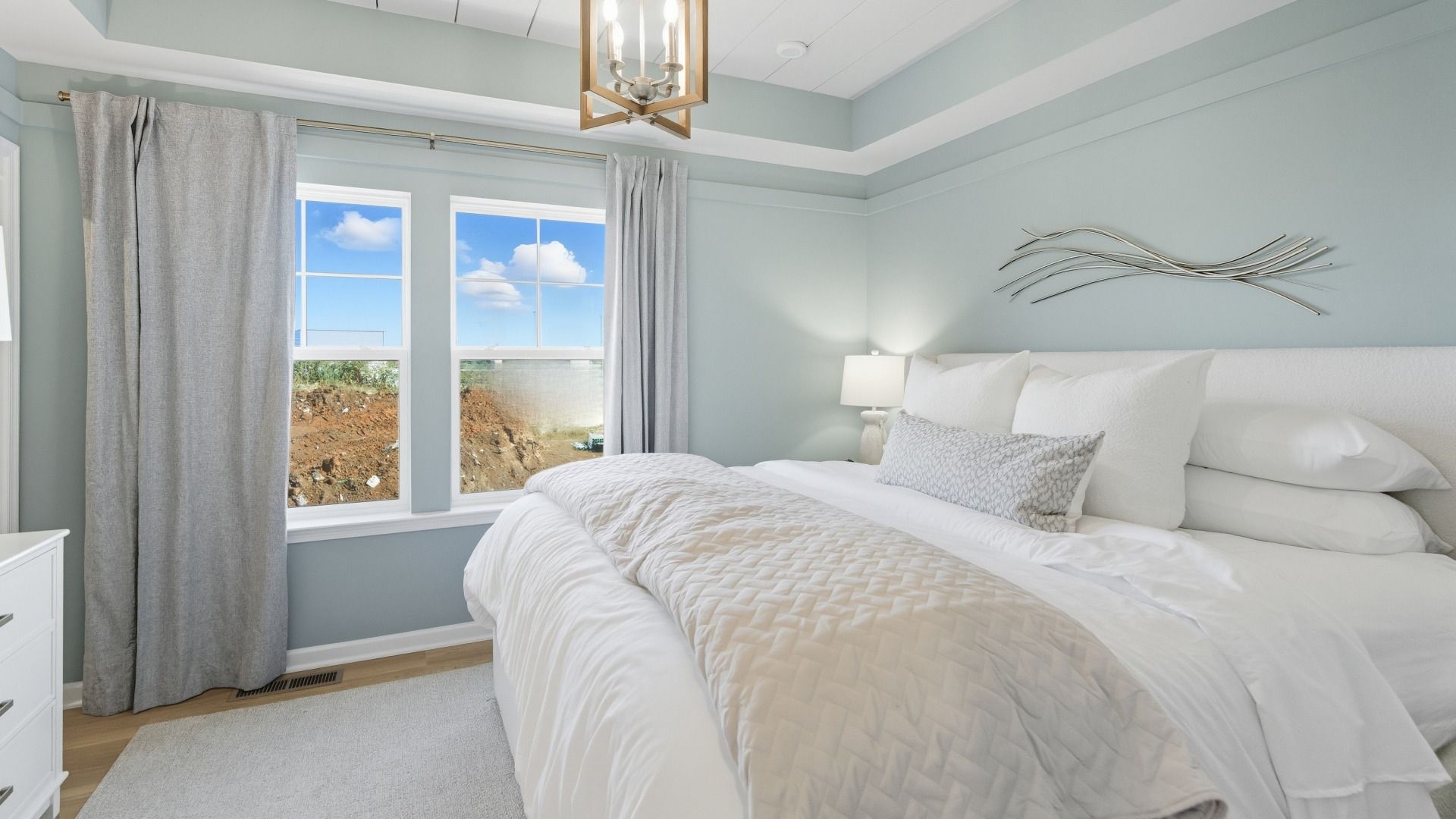 Bedford II Owners Bedroom with Tray Ceiling