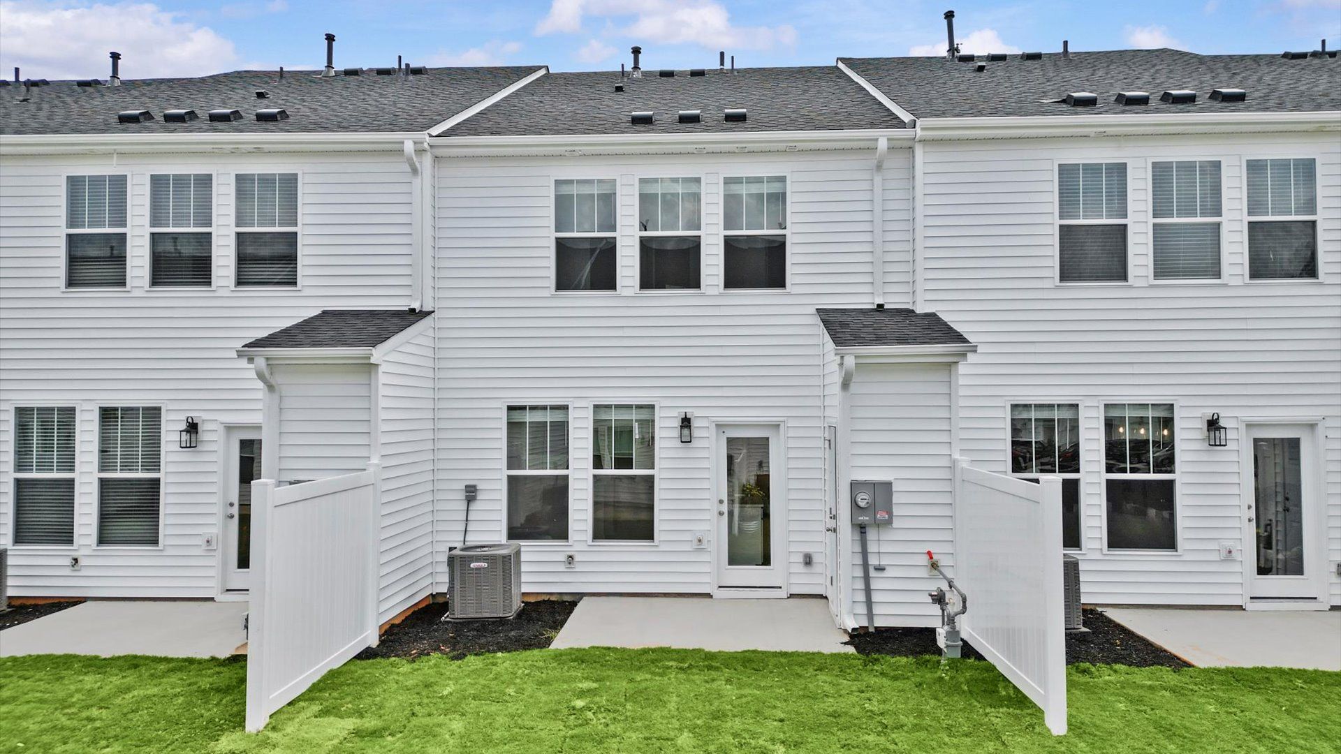 507 Harebell Way (Litchfield)