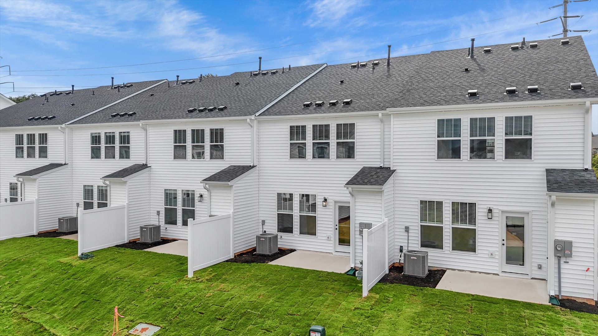 503 Harebell Way (Litchfield)