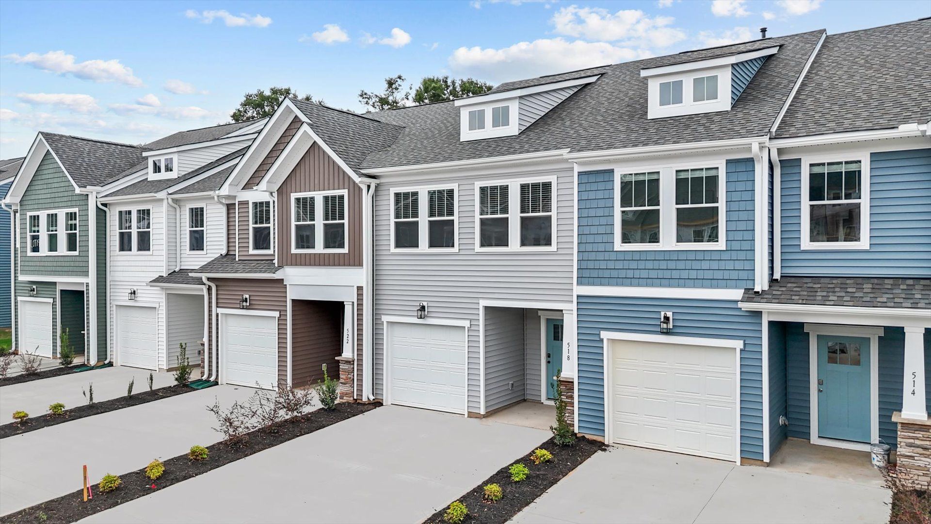 518 W Norvell Court (Litchfield)