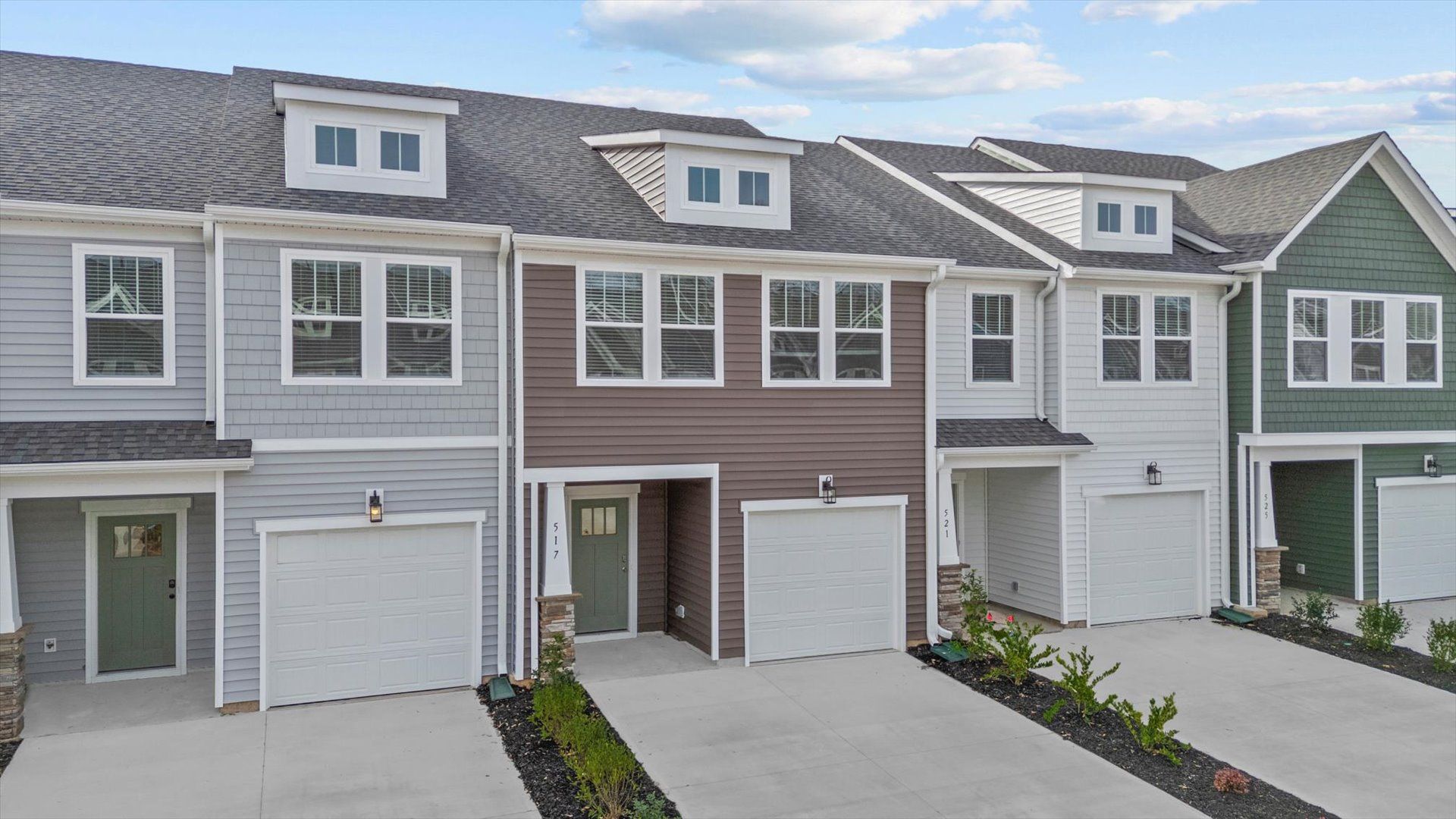 517 W Norvell Court (Litchfield)