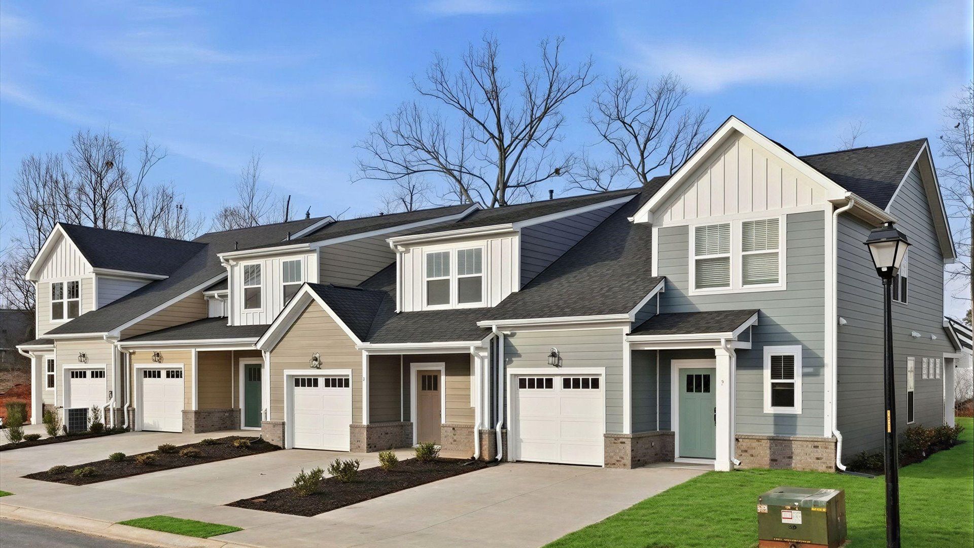 Highly desirable exterior, of the Lawson design, with refined craftsmanship in a reputable neighborhood in Greenville, SC