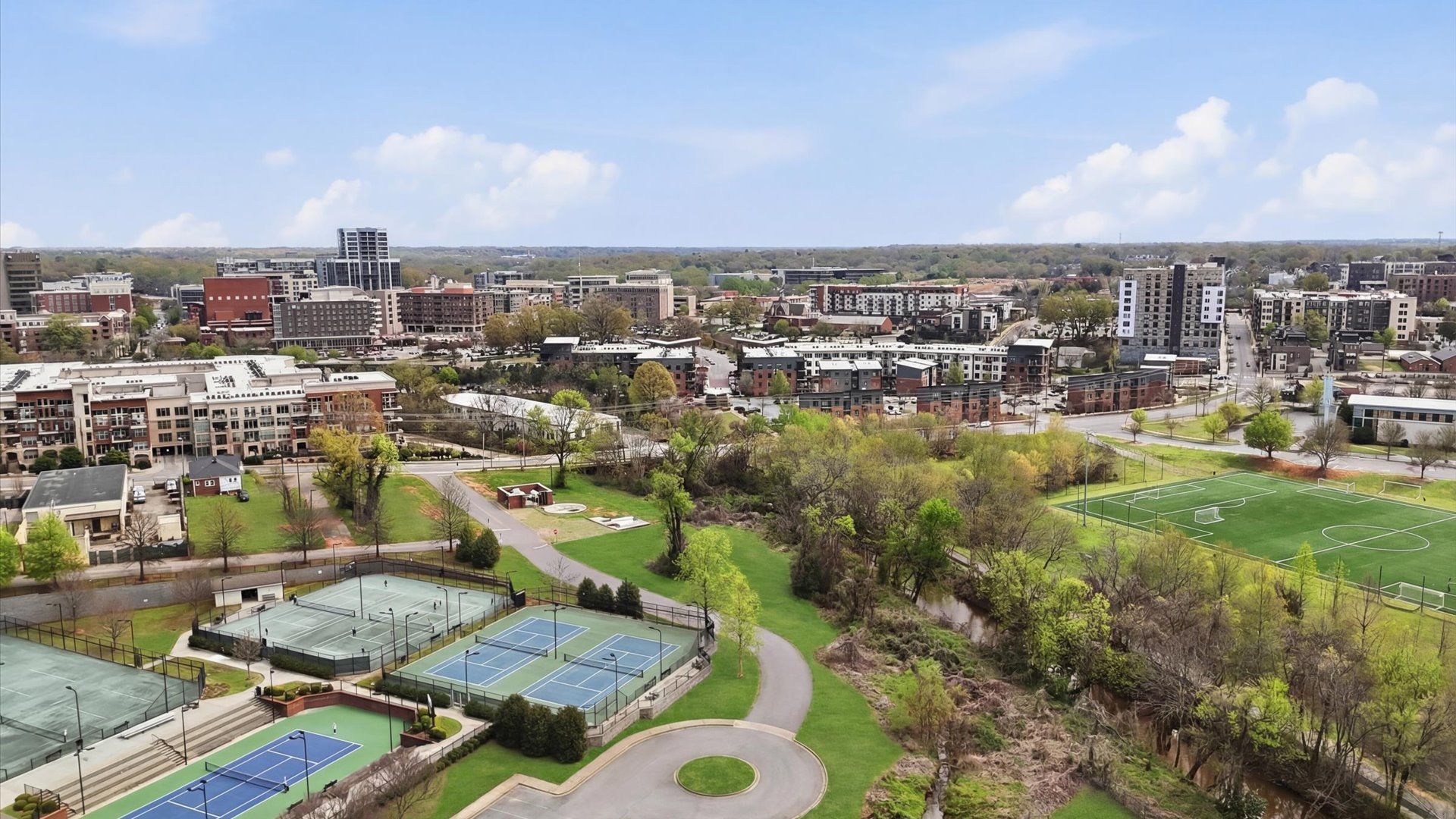 casa en Traynham Place por DRB Homes