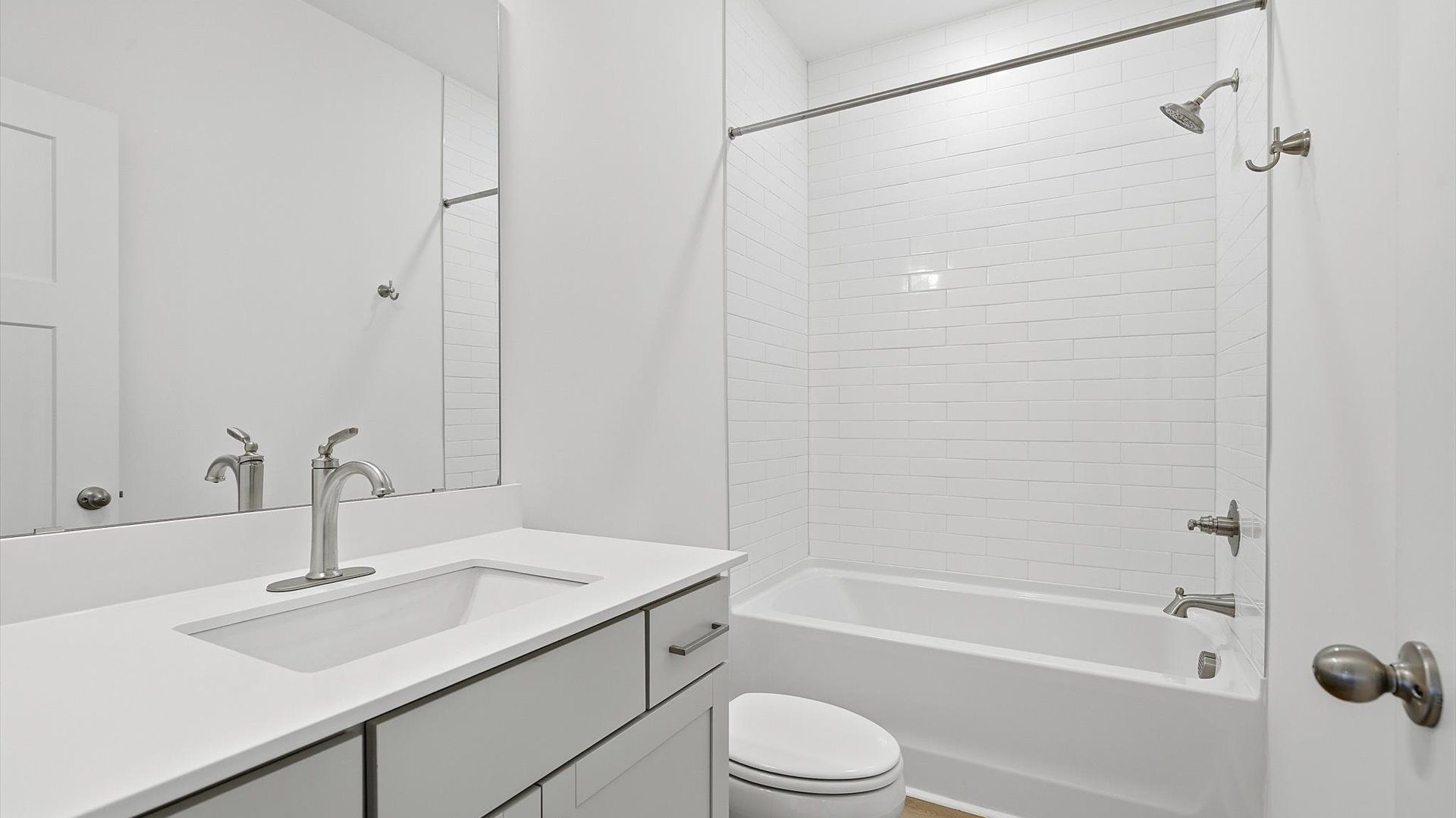 Well-appointed full bath with high standards of craftsmanship and everyday function