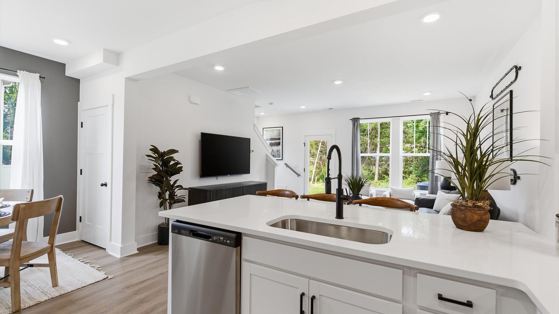 Elegant kitchen with modern finishes in this first-class villa at Clarke Townes in Anderson, SC