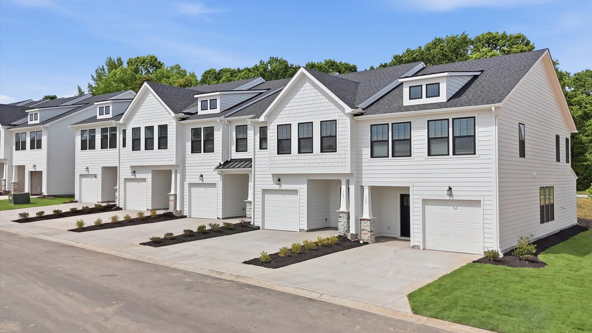 Desirable location and established charm in this superior two-story townhome community near downtown Simpsonville, SC