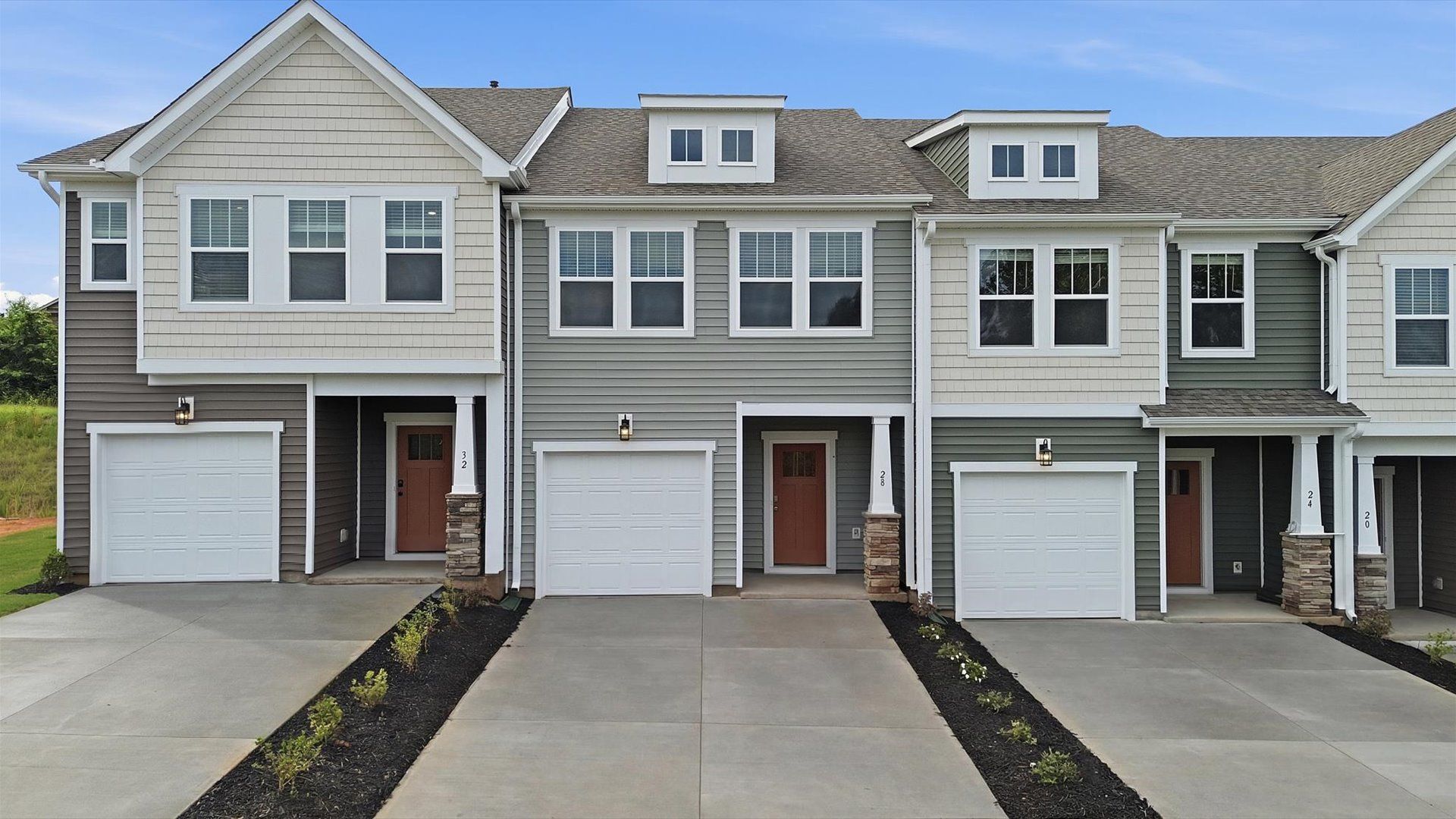 Memorable first impression with elegant exterior design and exceptional materials at the Marion Square community