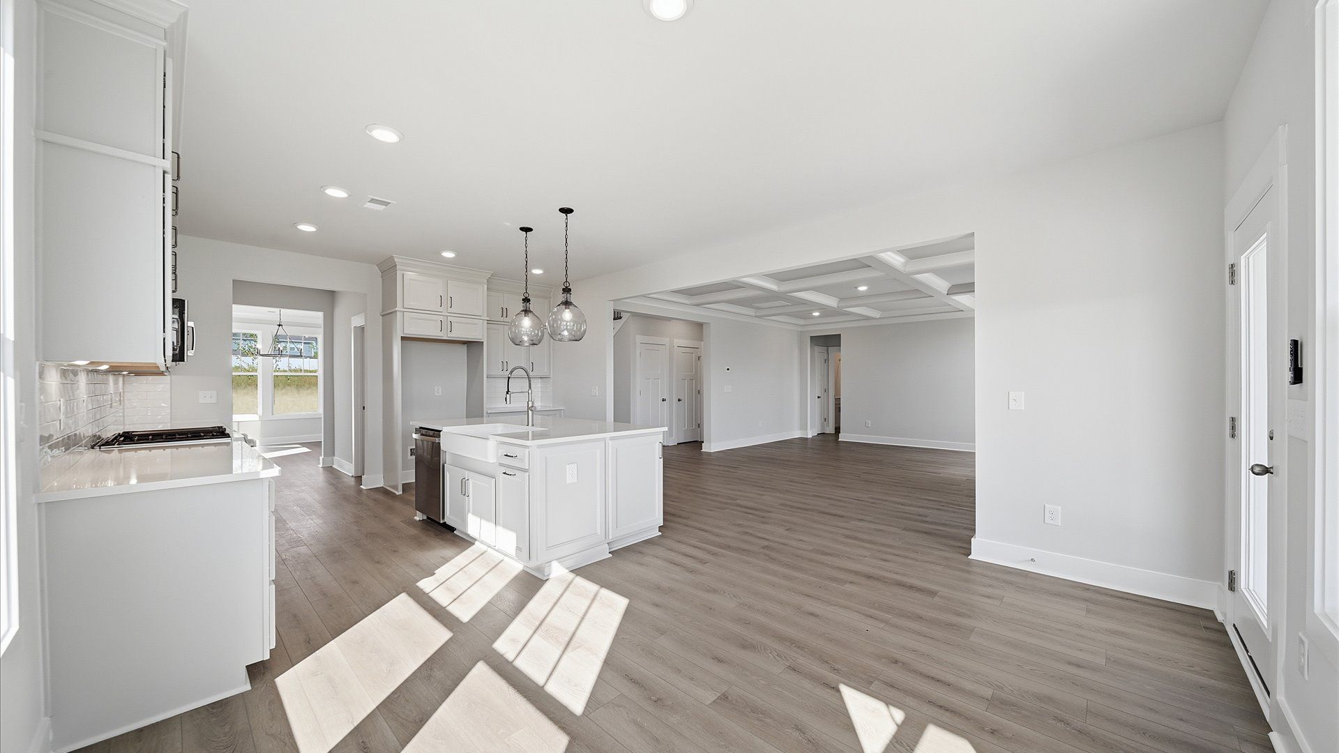 A bright breakfast area designed for casual dining and easy morning routines near Lake Hartwell