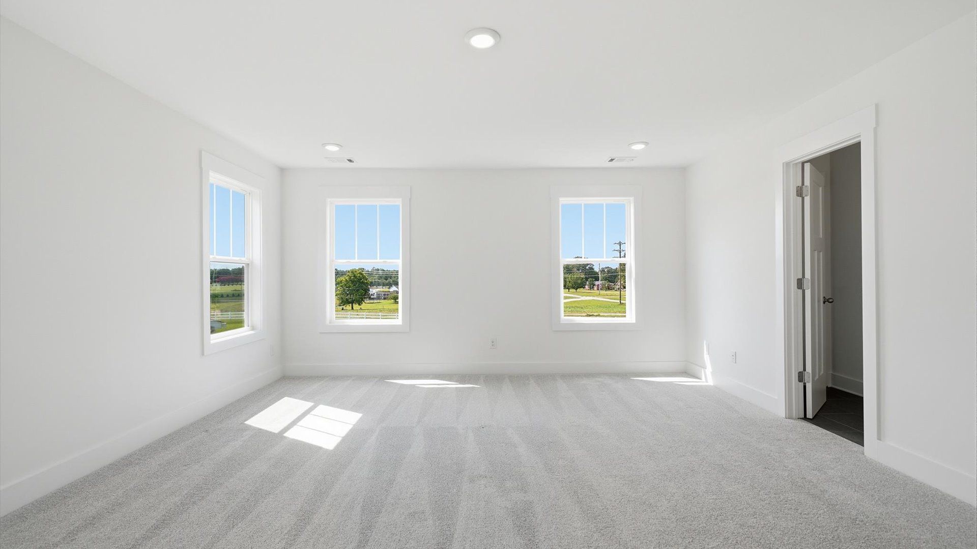 Desirable primary suite layout with spacious en suite bath in a proven, established community