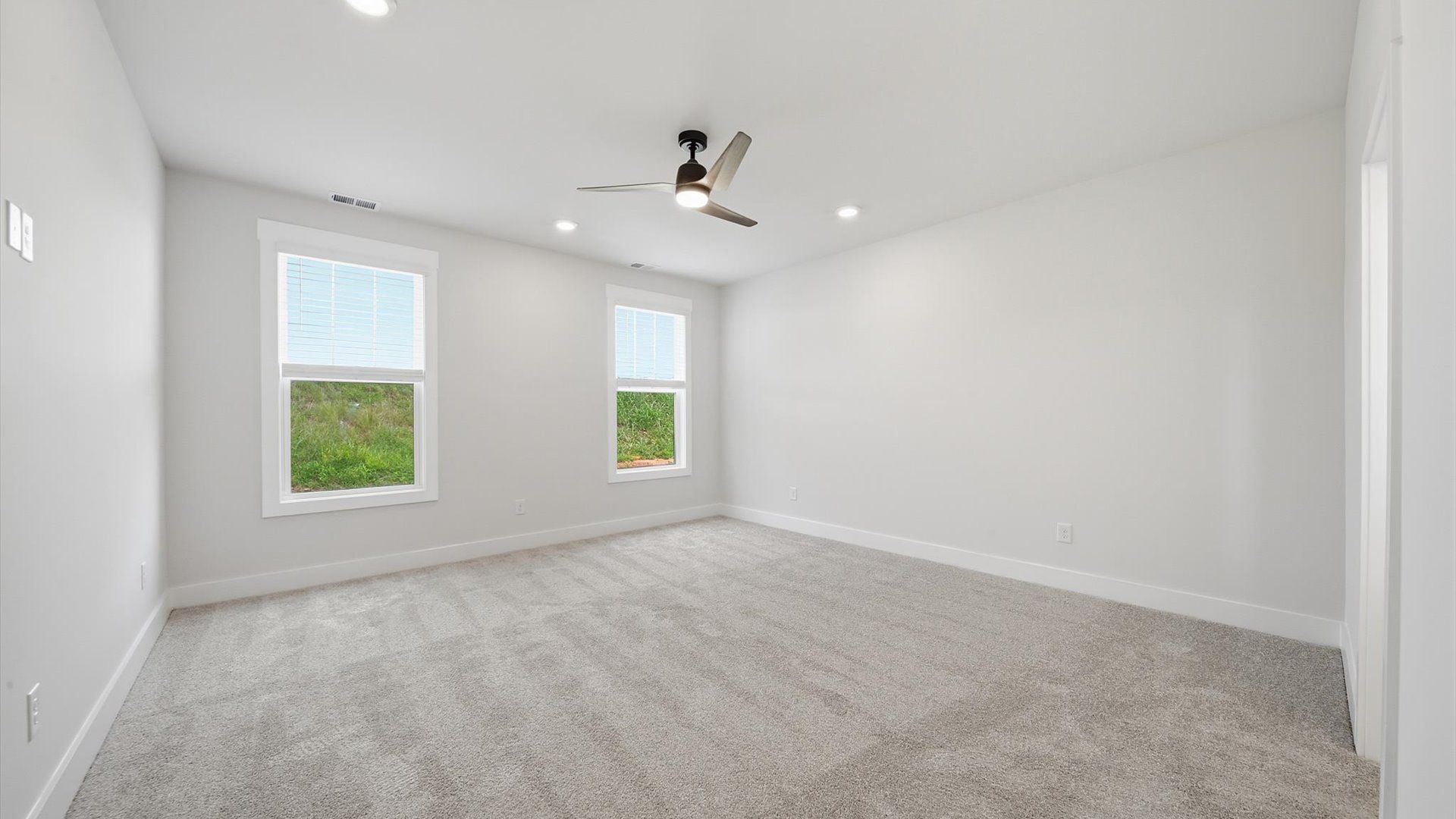 Desirable primary suite layout with spacious en suite bath in a proven, established community