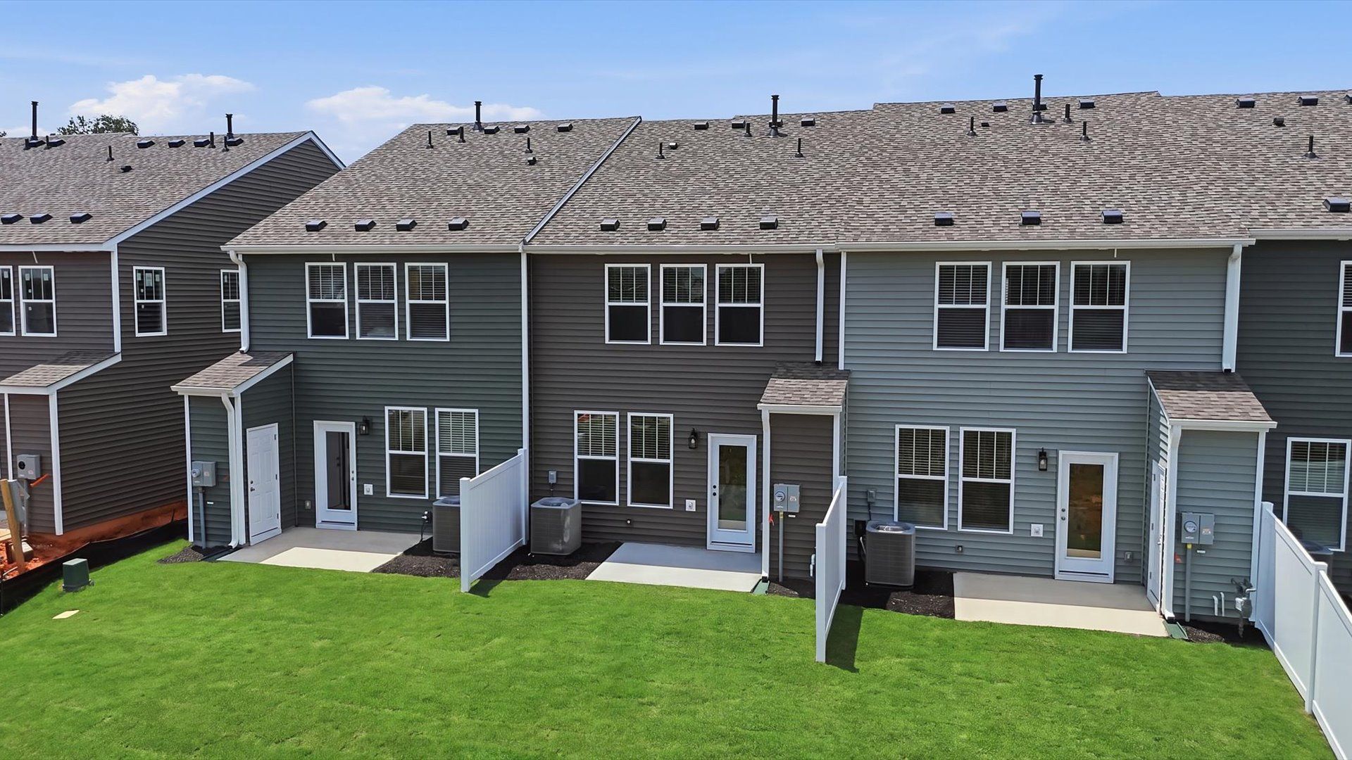 Desirable location and established charm in this superior two-story townhome community near Downtown Simpsonville
