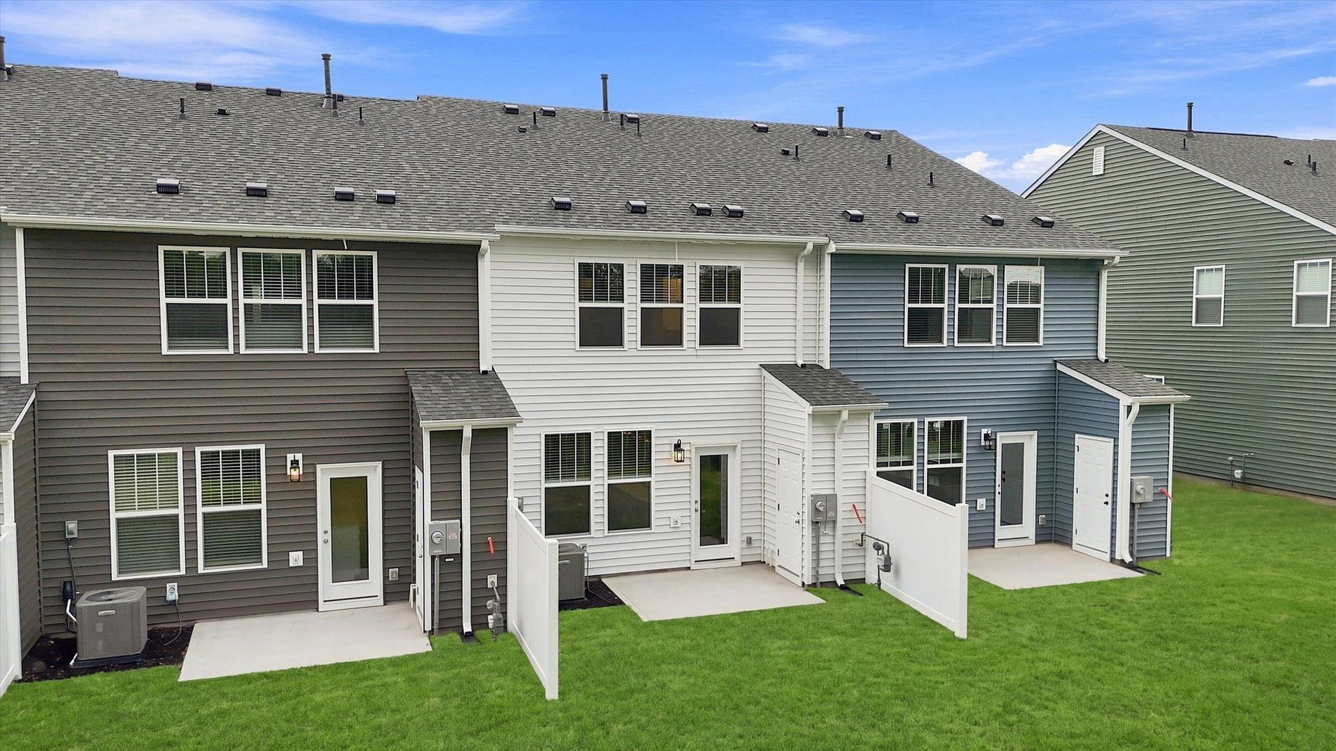 Warm and inviting backyard space with a spacious backyard and tasteful finishes in Spartanburg, SC