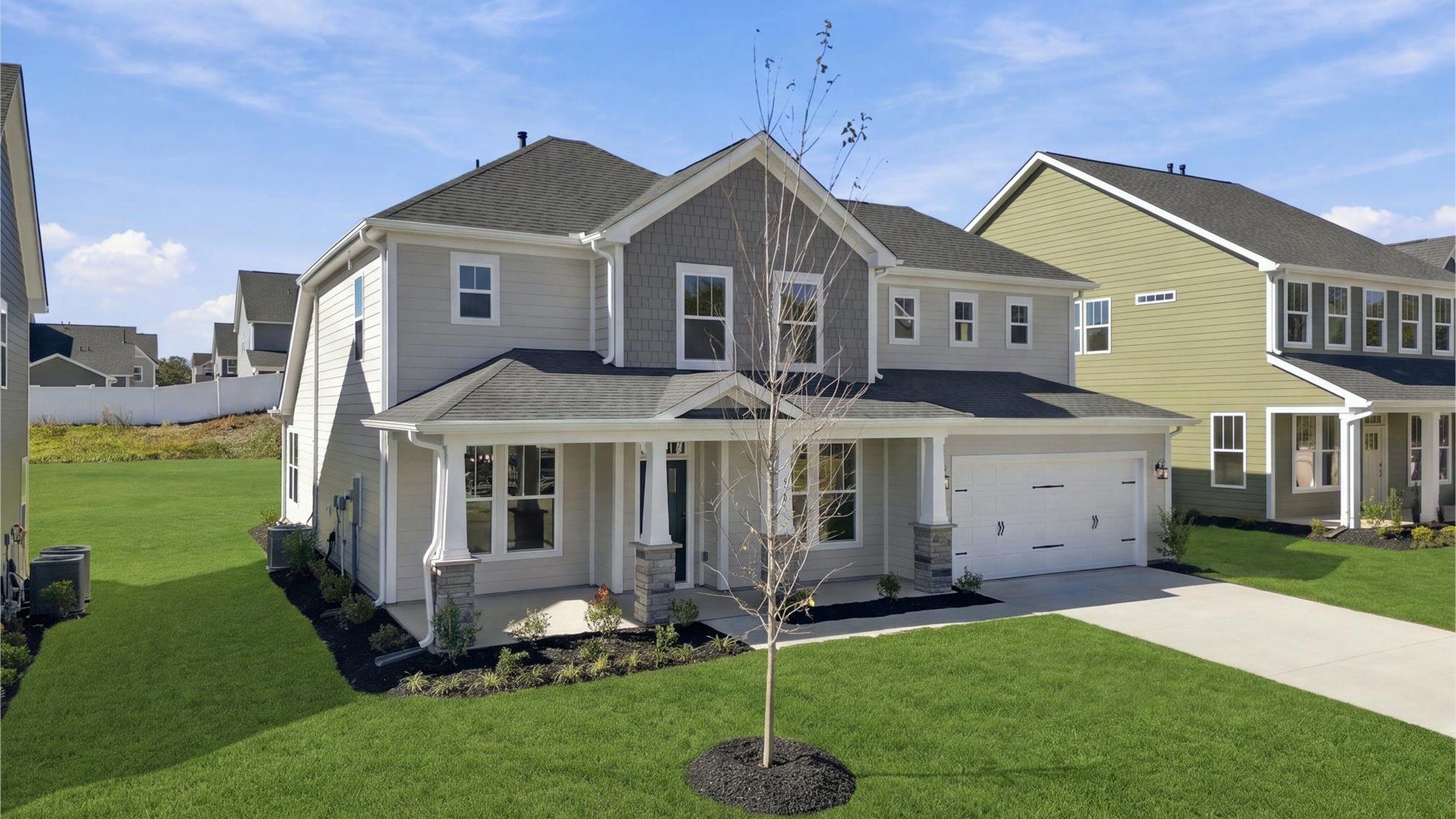 Exceptional home with tasteful exterior finishes and a thoughtfully designed façade near Lake Hartwell