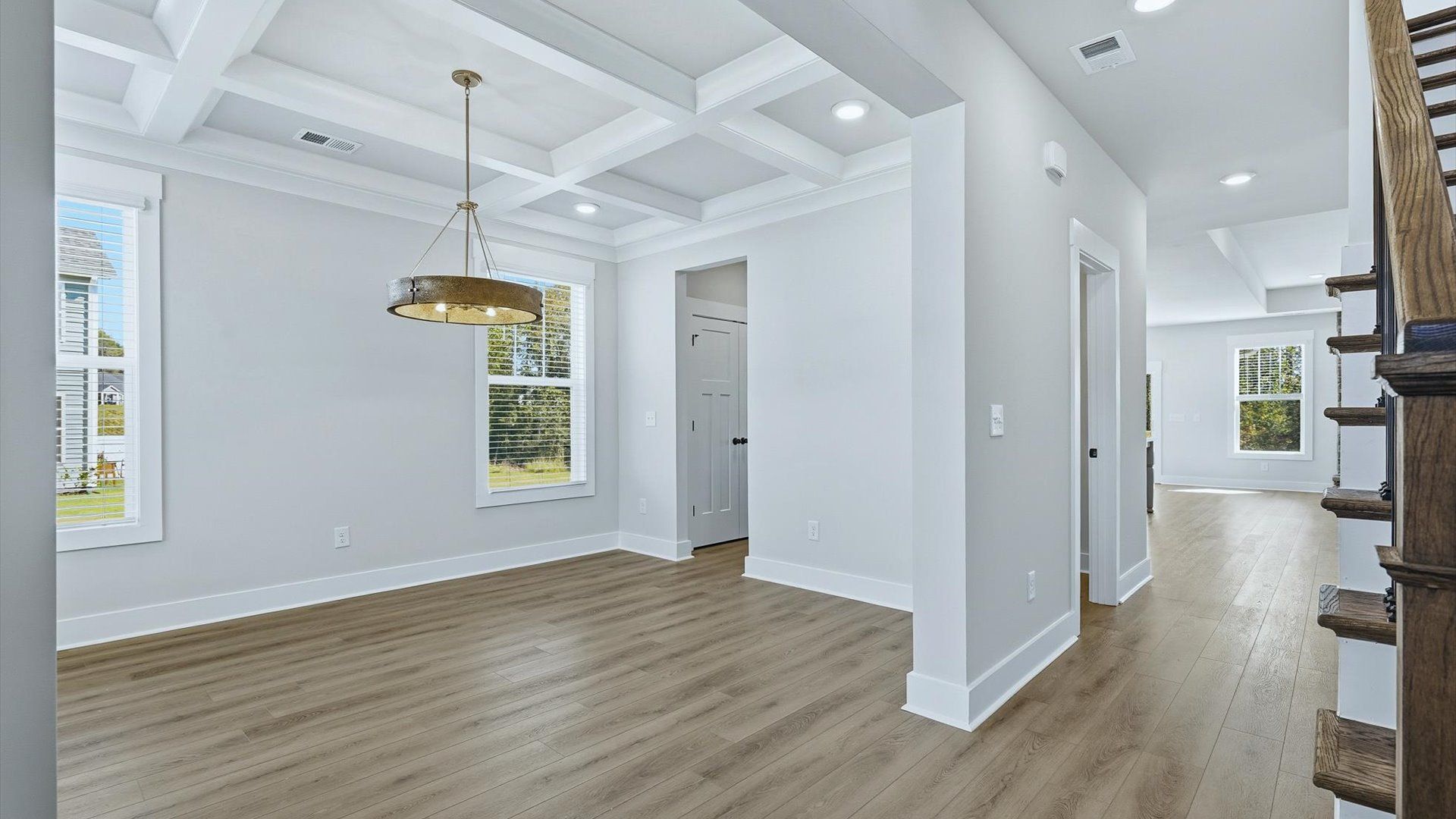 Beautiful dining room offering the perfect setting for hosting family and friends at The Reserve at Livingston Park