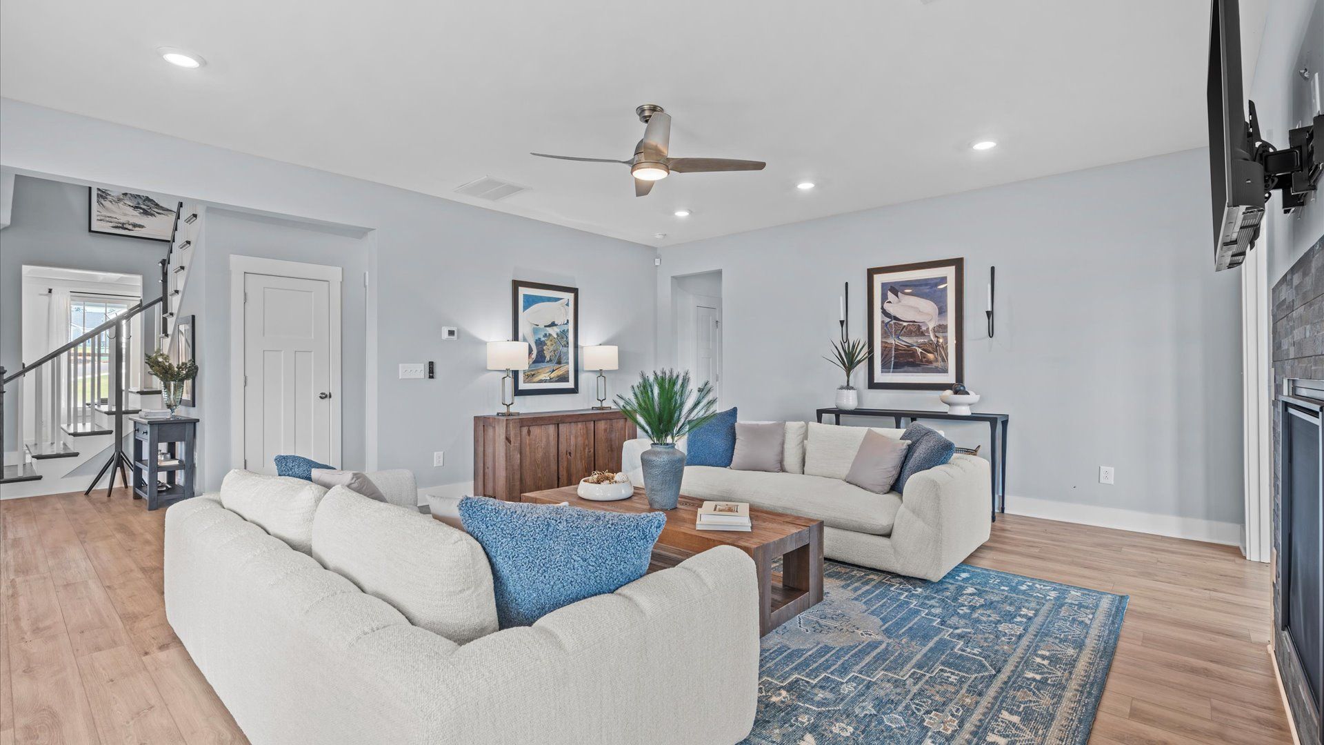 First-rate family room with thoughtful layout and superior connection to kitchen and dining spaces in Seneca, SC