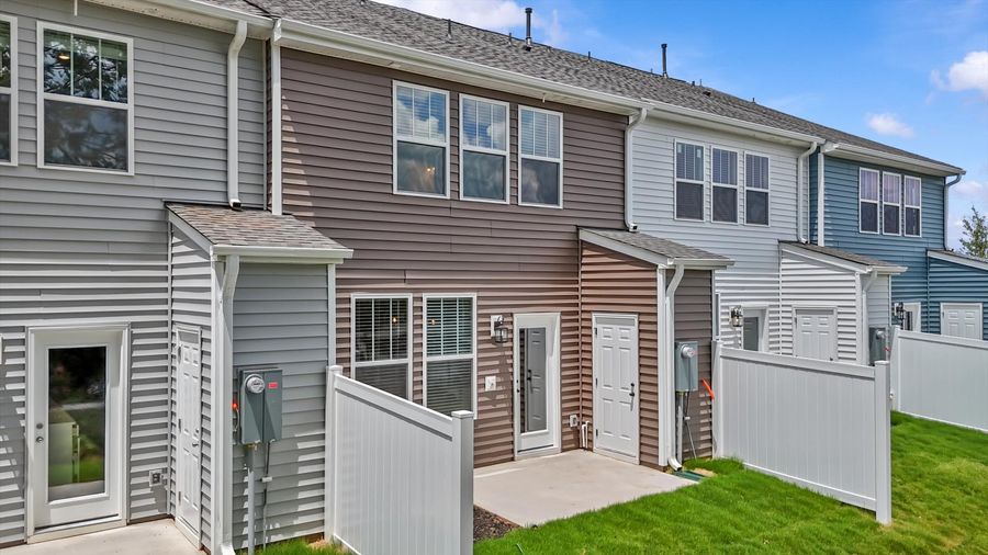 115 Zoey Way (Litchfield)