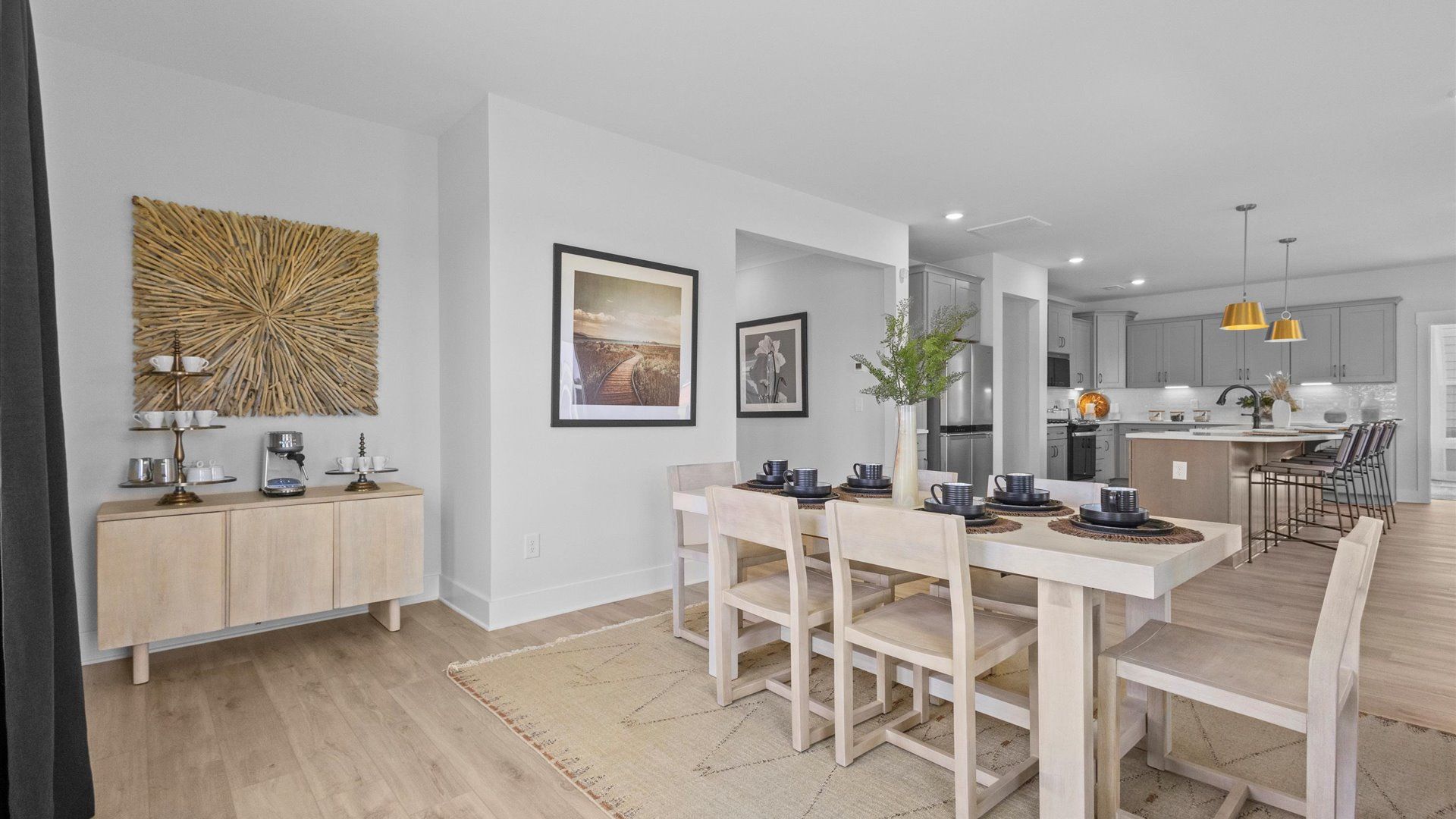 Eye-catching dining space with superior design