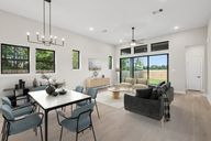 Colton 45' Homesites por David Weekley Homes en Houston Texas