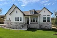 Rees Landing Estates por David Weekley Homes en Austin Texas