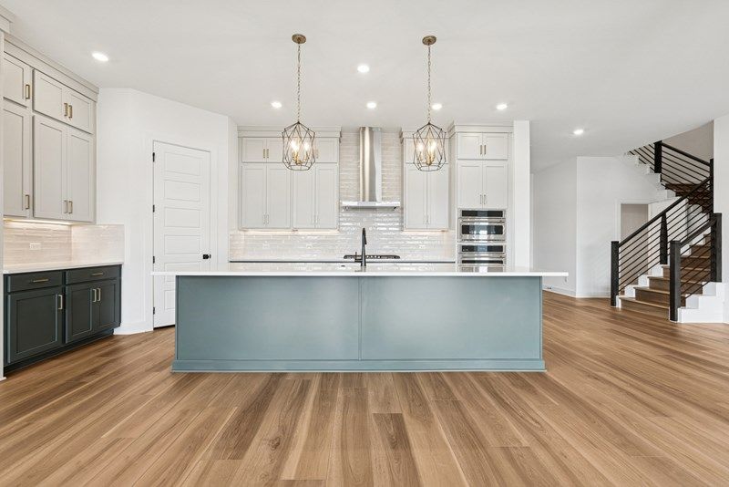 The Tomball - Kitchen