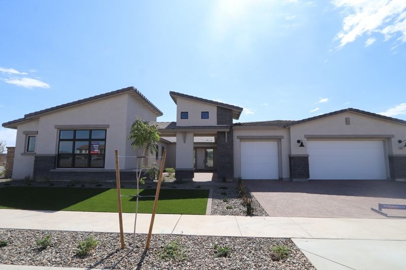 Stargazer - Suelo at Legado West: Queen Creek, Arizona - David Weekley Homes