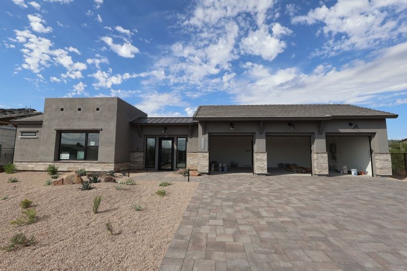 24422 N. 128th Way (Camelback)