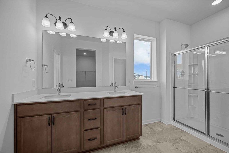 The Mille Lacs - Owner's Bath