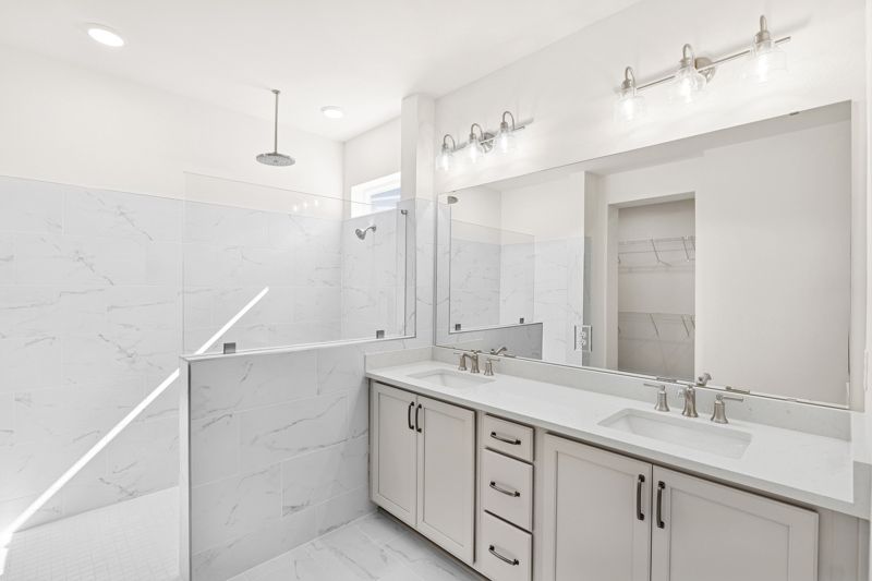 Owner's Bath
