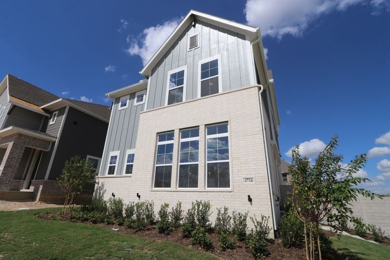 4716 Maxwell Drive (Weldon)