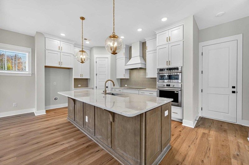 The Savannah - Kitchen