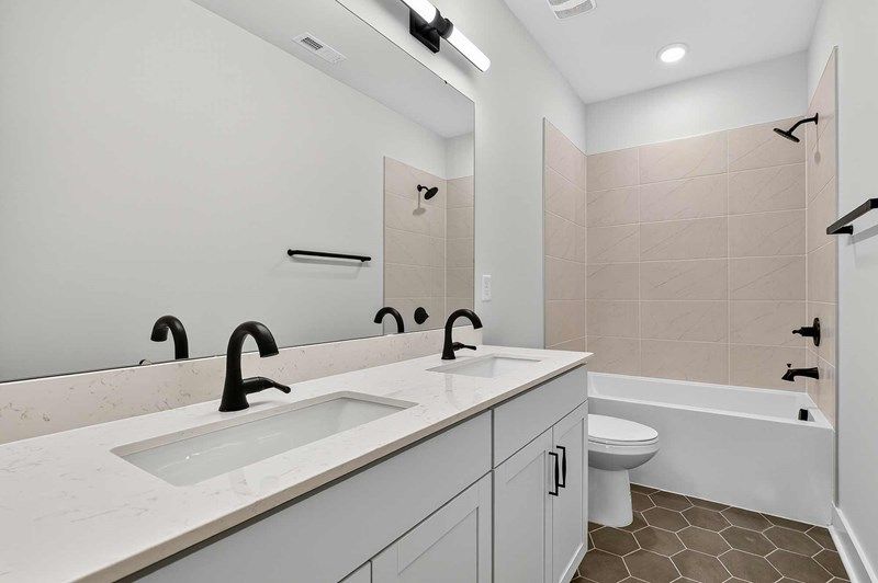 The Savannah - Bath