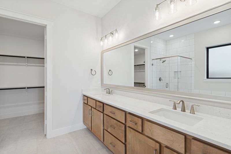 Owner's Bath