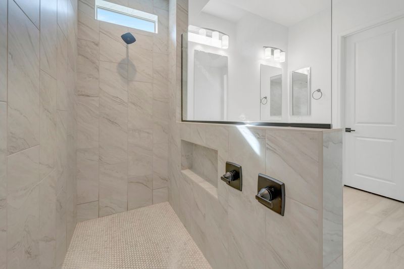Owner's Bath