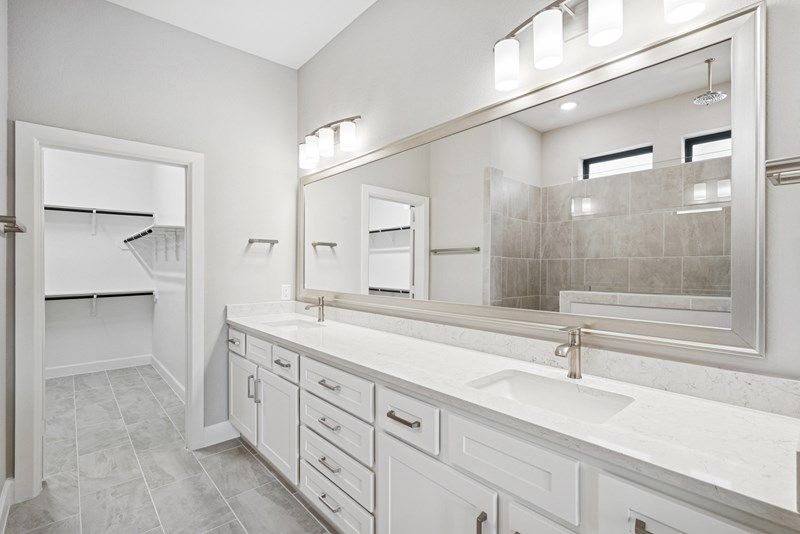 The Elson - Owner's Bath