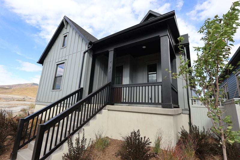 7178 S. Ramble Road (Abington)