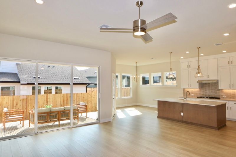 Sunfield por David Weekley Homes en Austin Texas