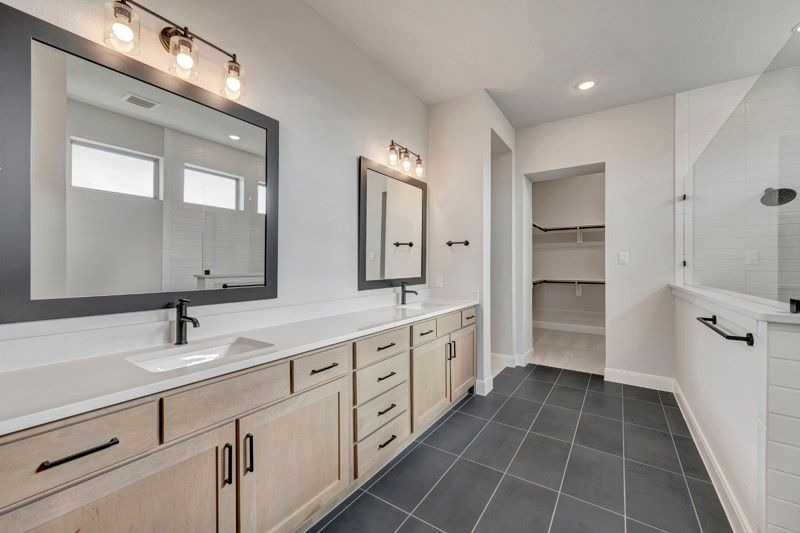 Owner's Bath