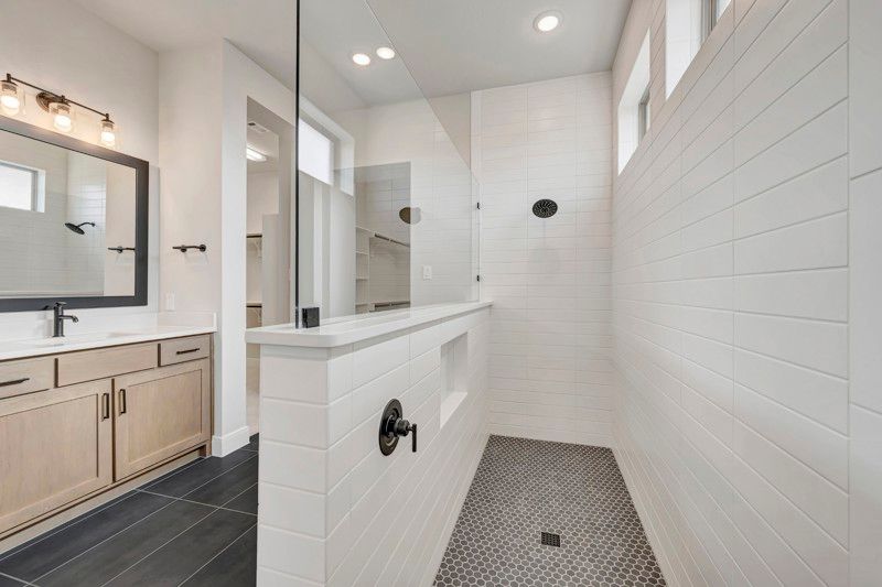 Owner's Bath