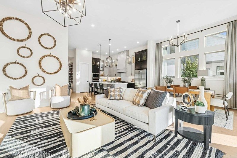 The Rose - Family Room