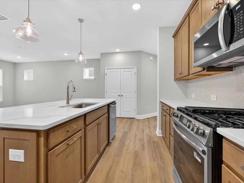 North Creek Village - Townhomes por David Weekley Homes en Charlotte North Carolina