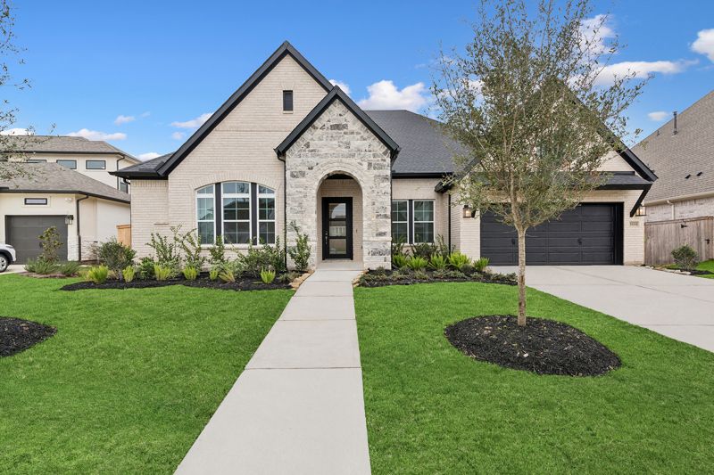 Augustine - Jordan Ranch 70' Homesites: Fulshear, Texas - David Weekley Homes