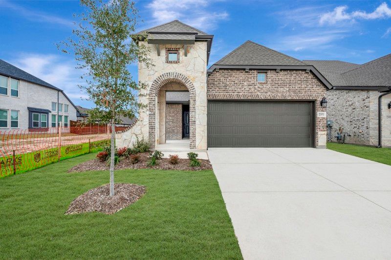 Heron - Creekshaw – Gardens: Royse City, Texas - David Weekley Homes