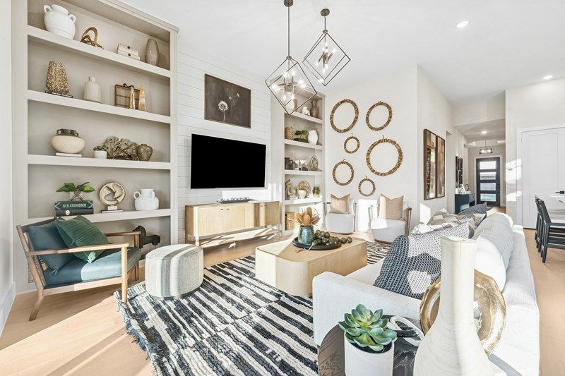 The Rose - Family Room