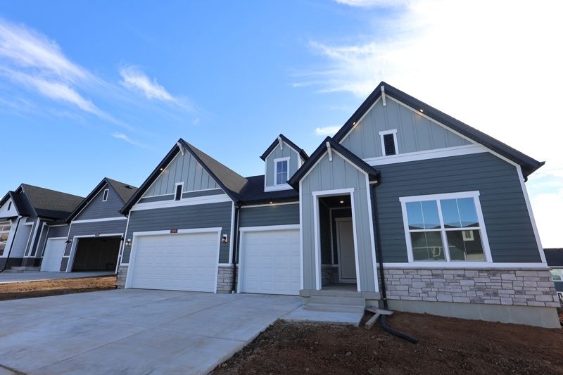 1308 E. Larkspur Way