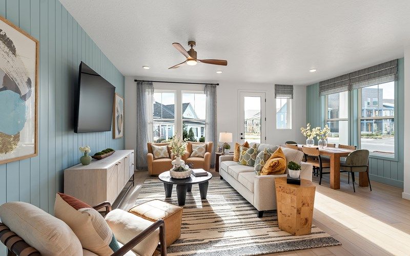 The Benchmark - Family Room