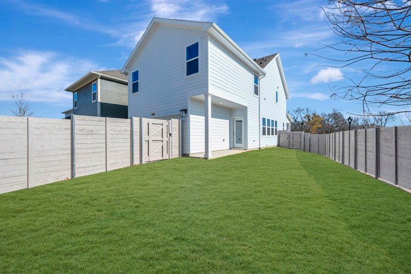 3501 Pineda Way (Brookline)