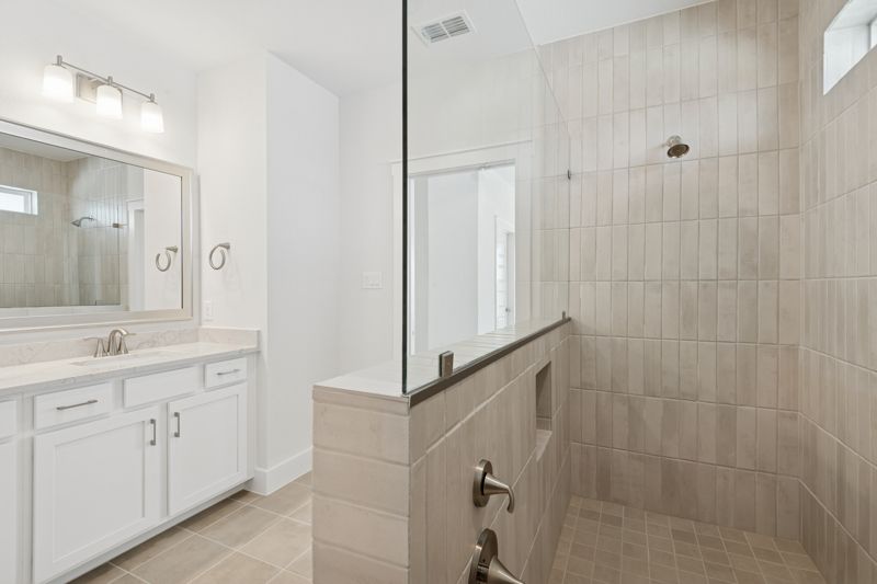 Owner's Bath